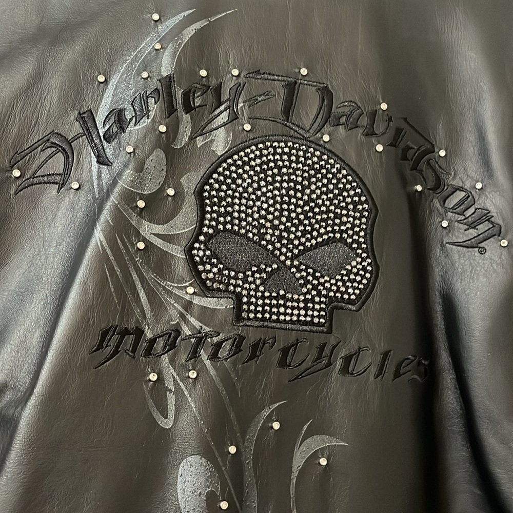 Harley Davidson woman’s leather jacket - Picture 9 of 13
